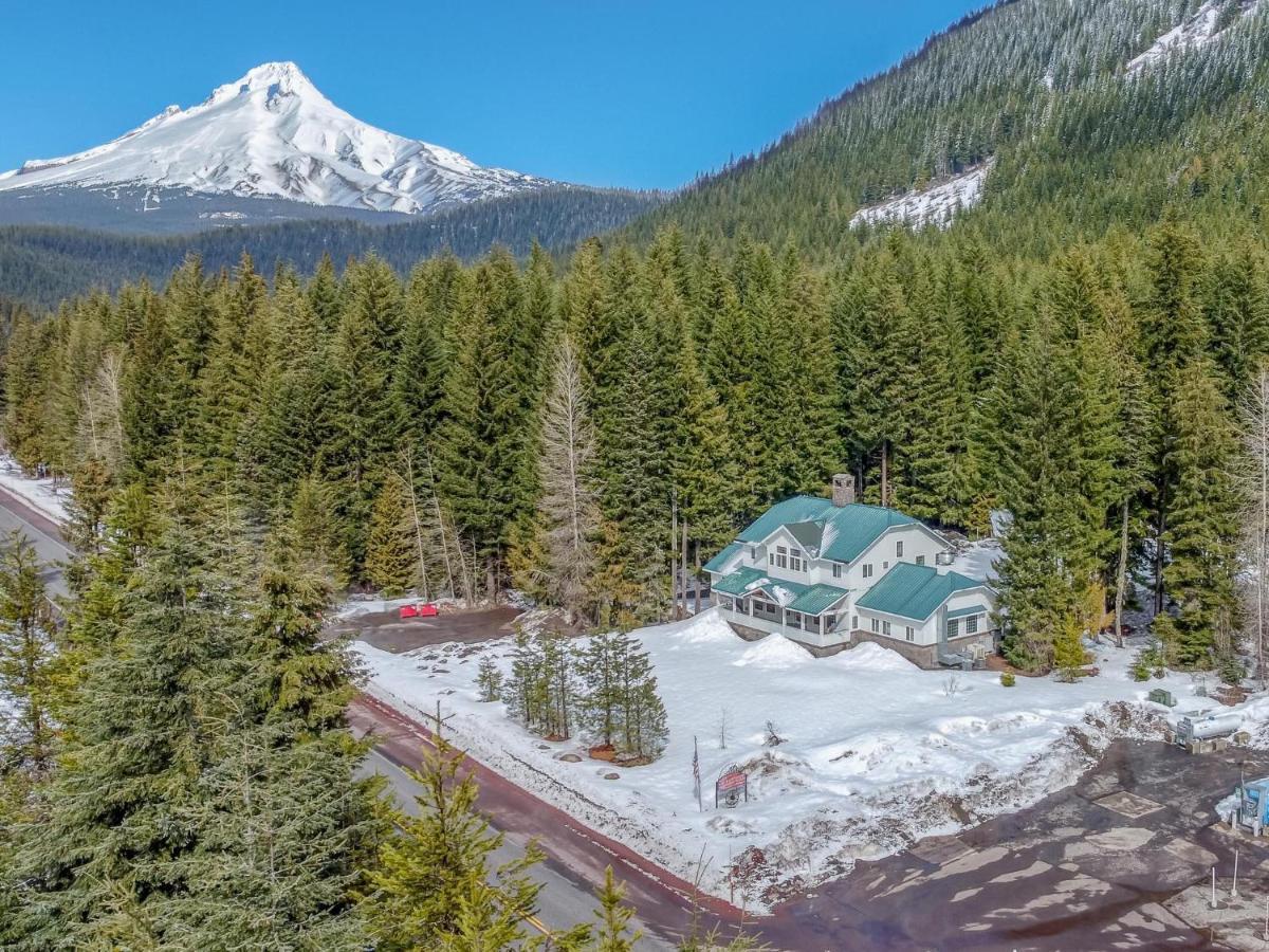 The Chinook Lodge At Говермент Кэмп Экстерьер фото